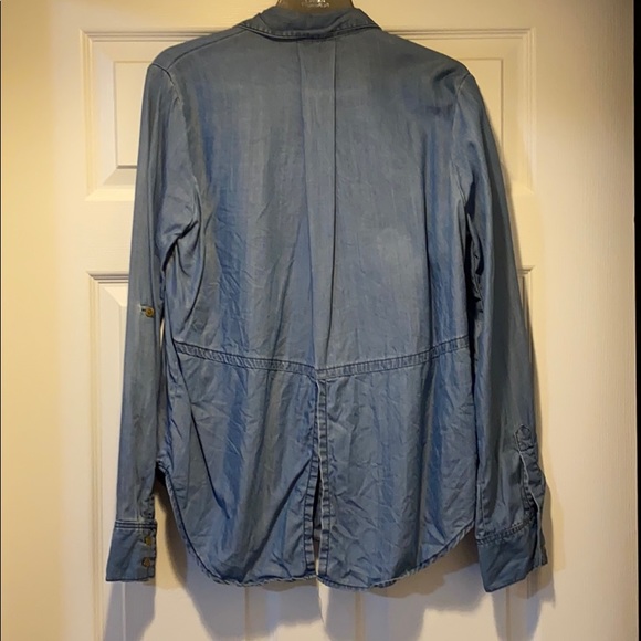 Light jean top - Picture 5 of 5